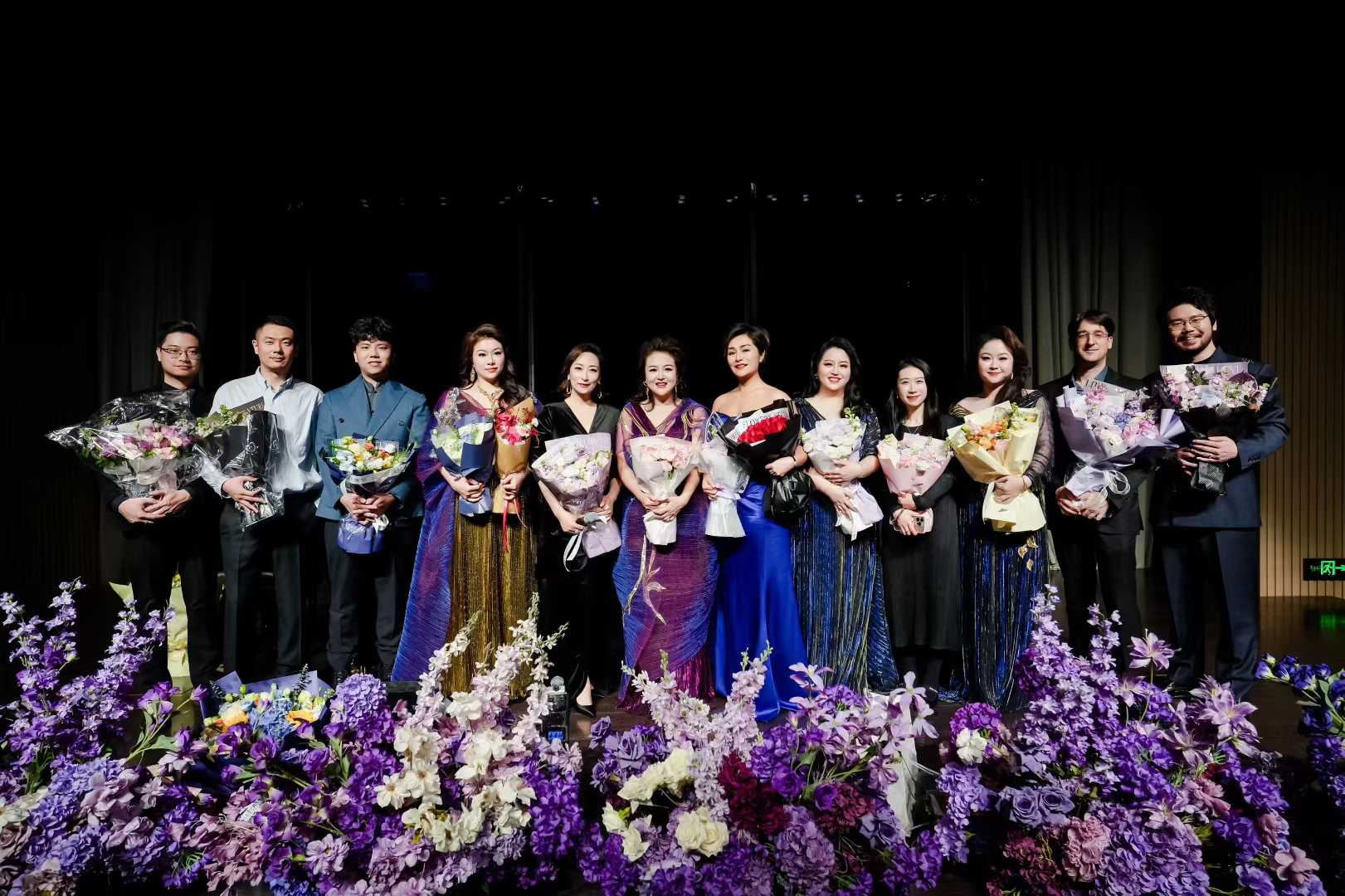 深圳云颂花腔精灵音乐会参演艺术家合影